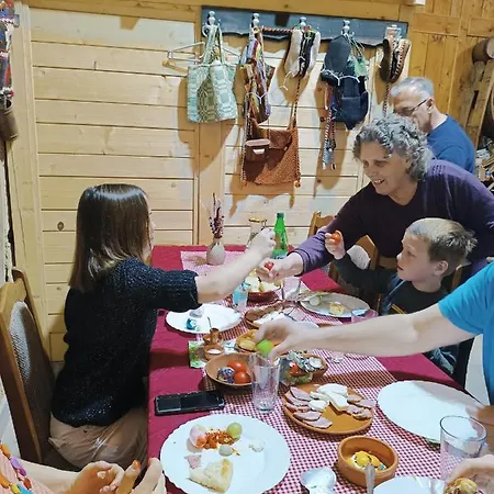 Kuca Za Odmor Radmila - Rogljevacke Pivnice Apartamento