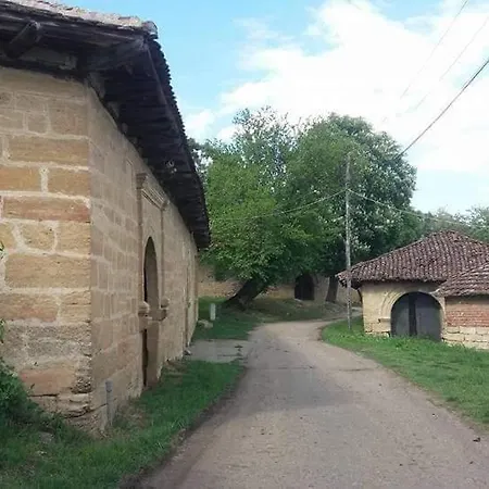 Kuca Za Odmor Radmila - Rogljevacke Pivnice Apartamento Rogljevo